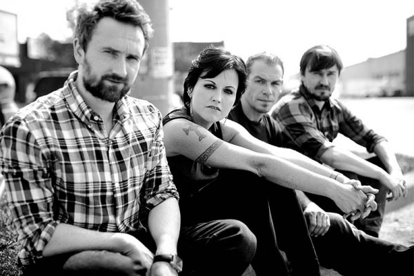 <br />
				The Cranberries выпустили альбом «In The End»			