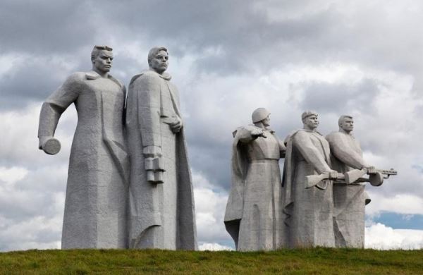Памятники Великой Отечественной войне